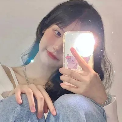 左撇子女孩